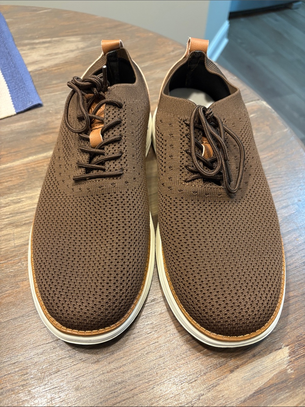 Men's Brown Knit Slip-On Lace-Up Sneakers